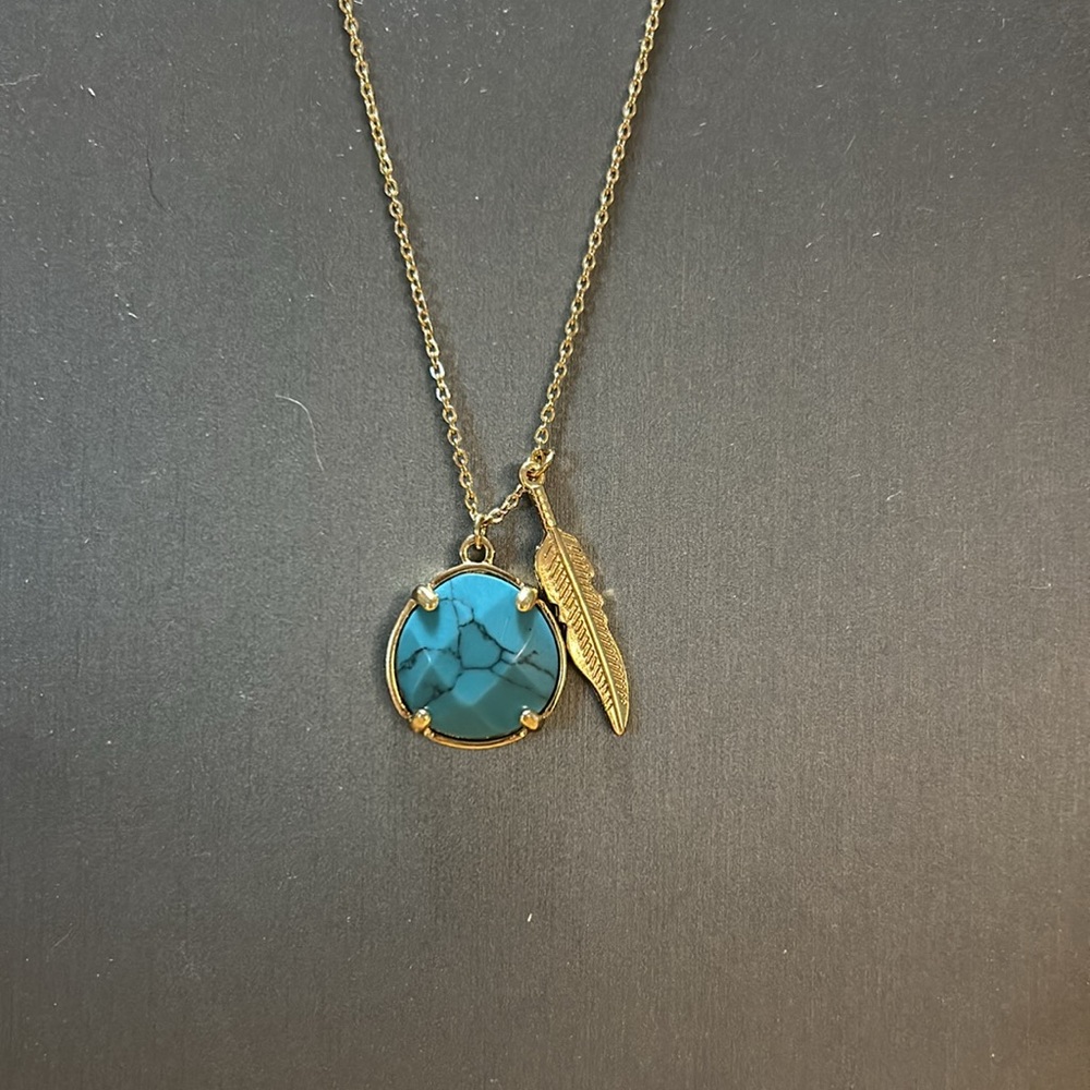 Turquoise Necklace - Picture 2 of 6